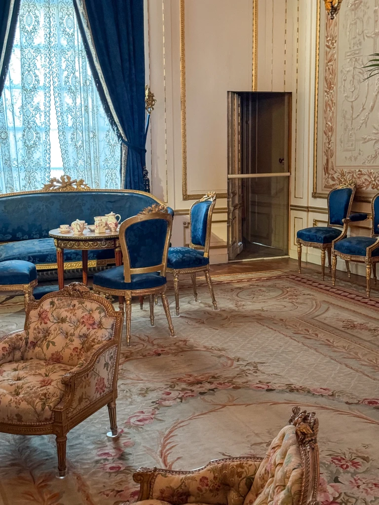 historic canal house furniture